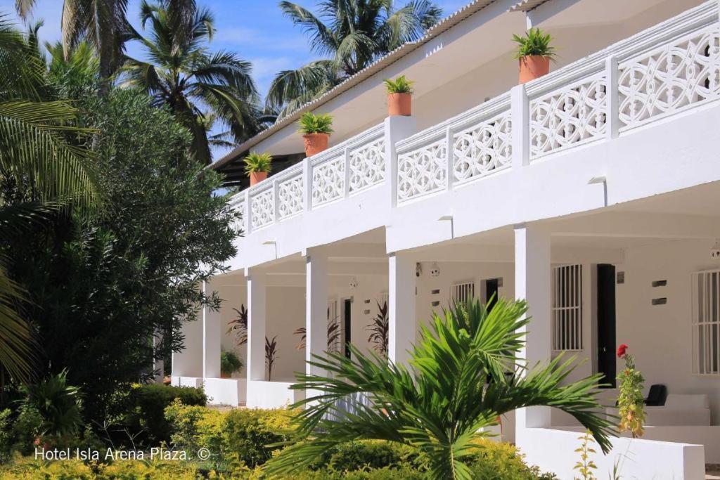 Hotel Dorado Plaza Punta Arena Playa de Punta Arena ภายนอก รูปภาพ